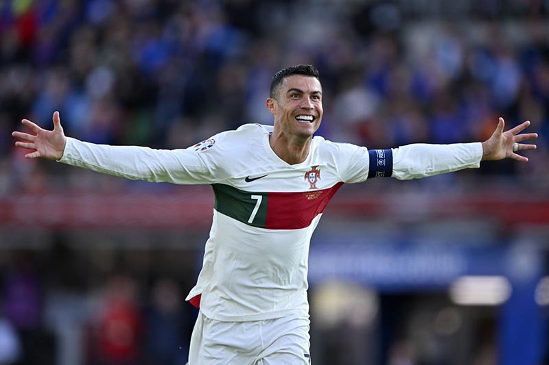 Cristiano Ronaldo dẫn đầu đội hình Bồ Đào Nha